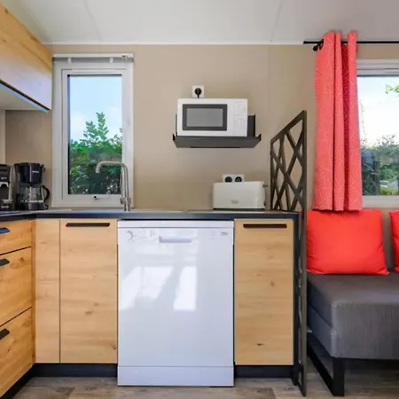 Mobil-home Confortable, Animaux Admis - 4 Pers. - Api-1-52-2582 Kamp alanı *